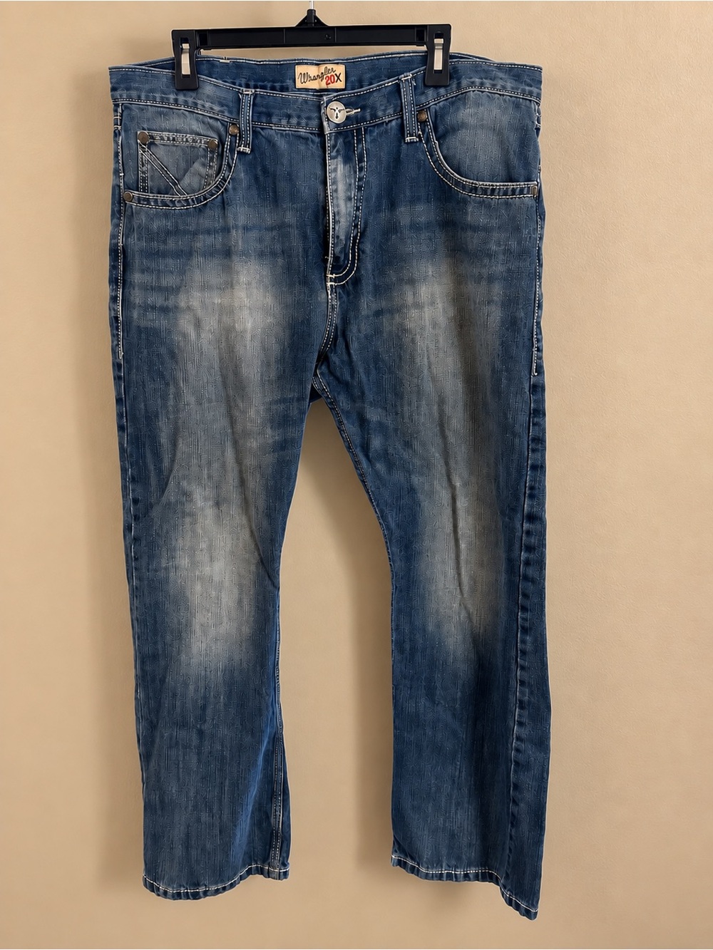 Wrangler Men's Straight Jeans in Distressed Blue Wash